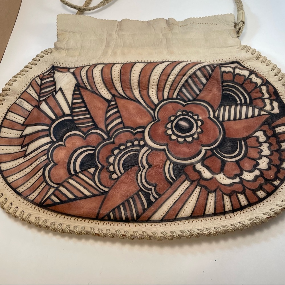 Berrera Gamarro Painted 100% Leather Purse/Bag Tan Large Braided Detail Vintage